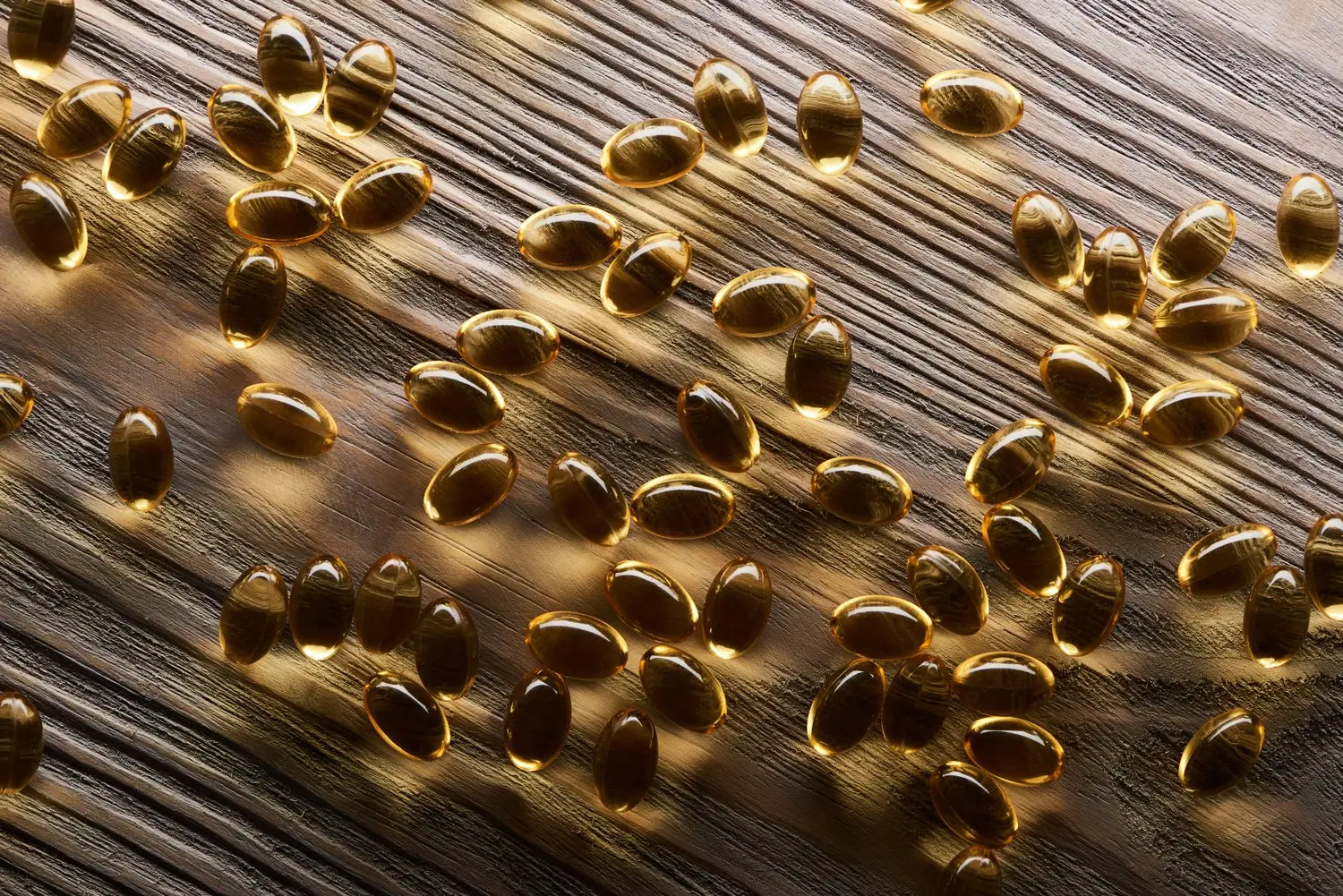 Ile omega-3 dziennie potrzebuje organizm? Przewodnik suplementacji kwasów tłuszczowych